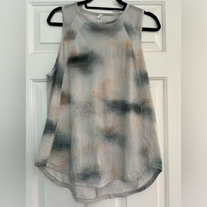 Lululemon workout tank